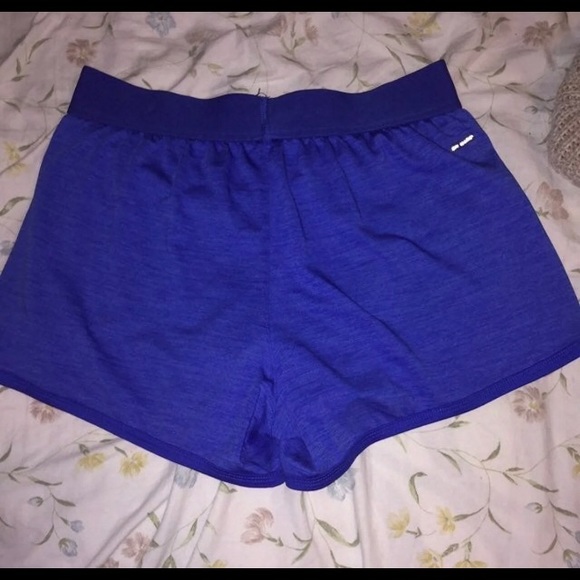 Running shorts - Picture 2 of 2